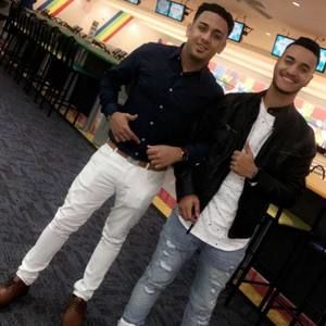 Meet your Posher, Mena